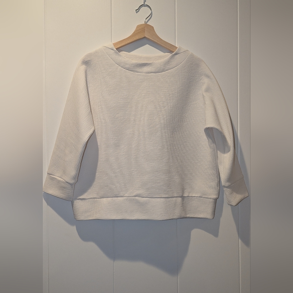 H&M Women's White Crew Neck Sweater